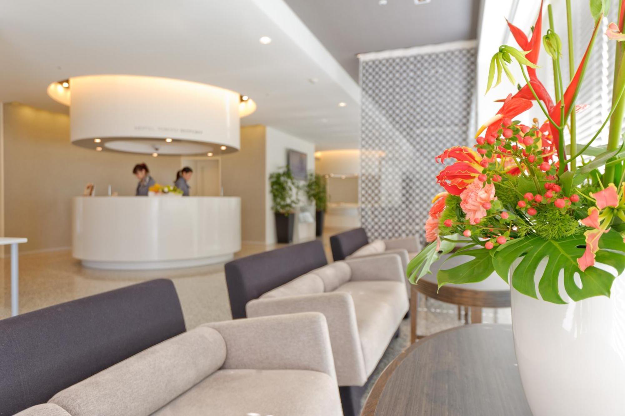 Naha Tokyu Rei Hotel Exteriör bild